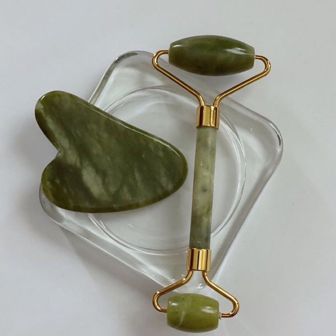 Facial Beauty - Pack of Jade Roller & Gua Sha