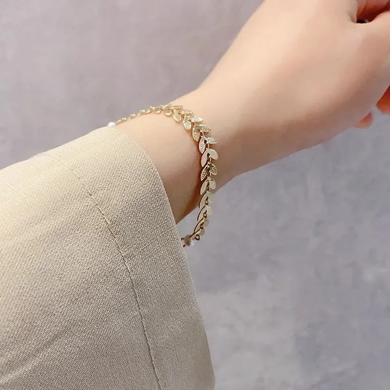 Golden jewelry set
