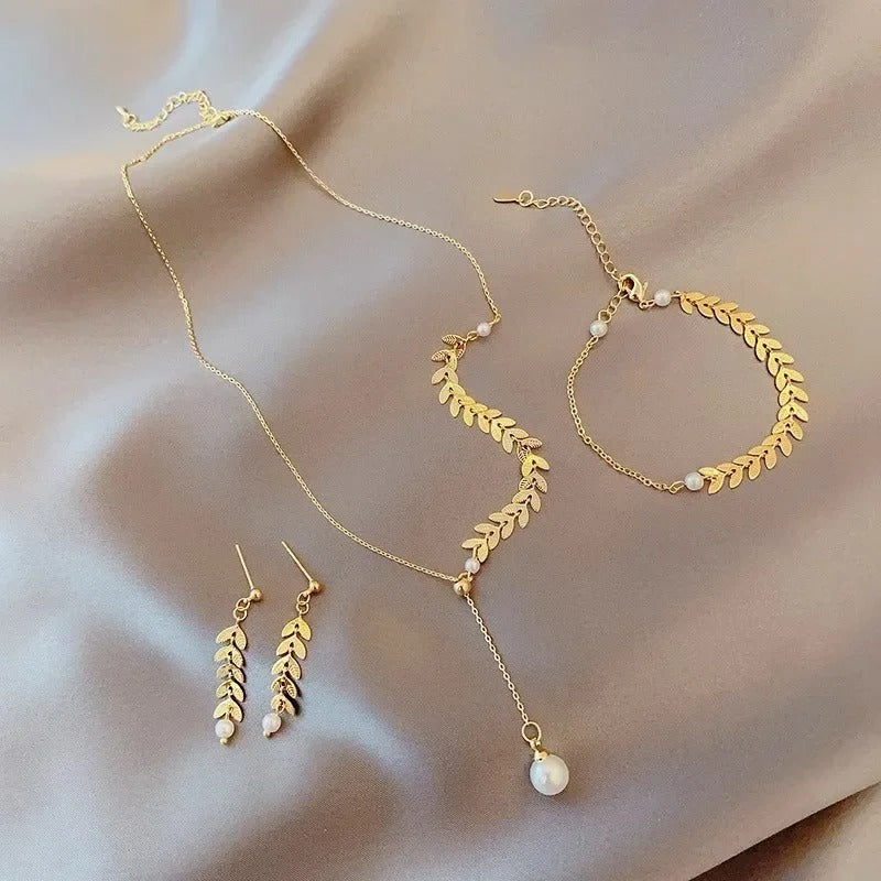 Golden jewelry set