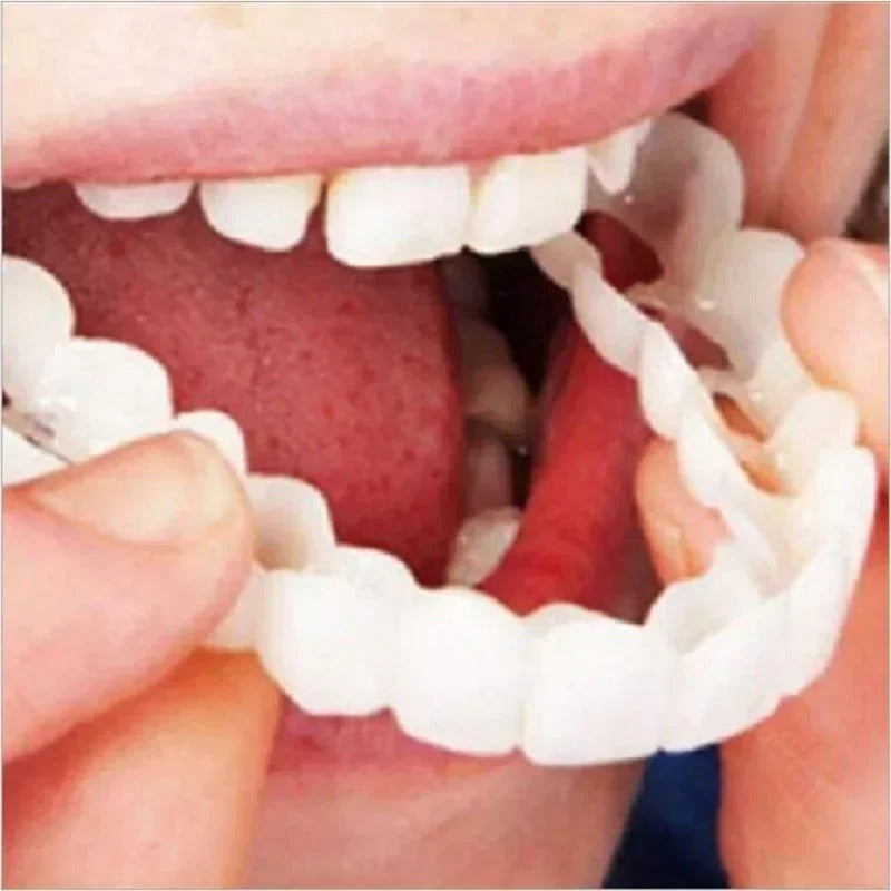 Smilly Fake Teeth